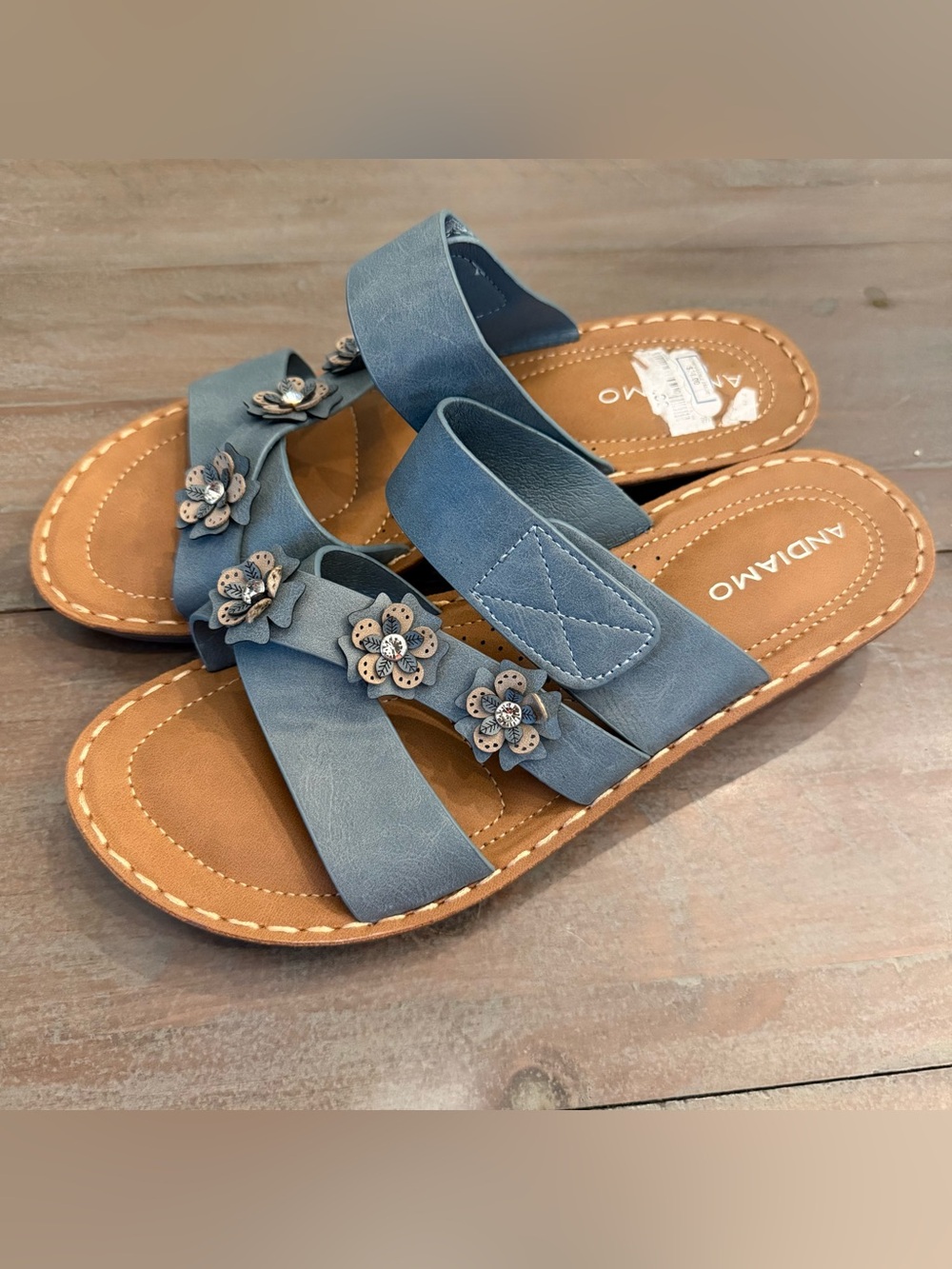 Andiamo Floral Wedge Sandals Amariska Wide Sz 10W Womens Blue Faux Leather
